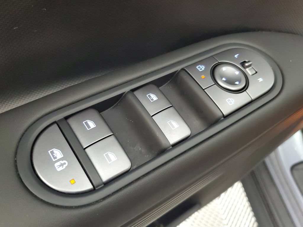Used 2025 Hyundai Ioniq 5 SE RWD image 18
