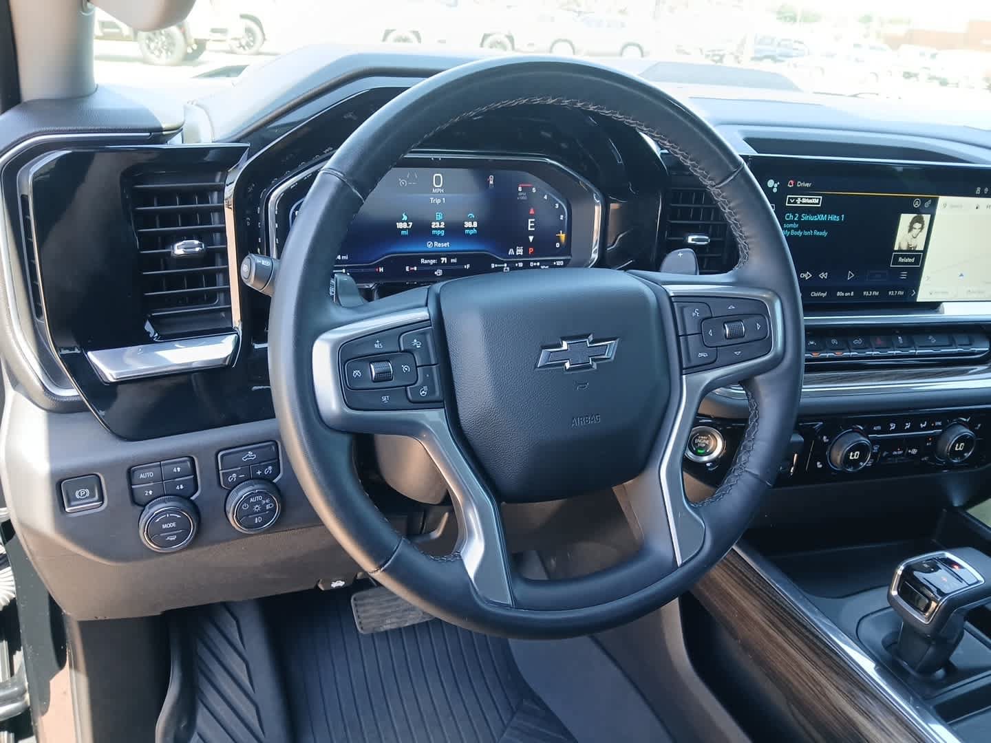 Used 2024 Chevrolet Silverado 1500 LT Trail Boss AWD/4WD image 29