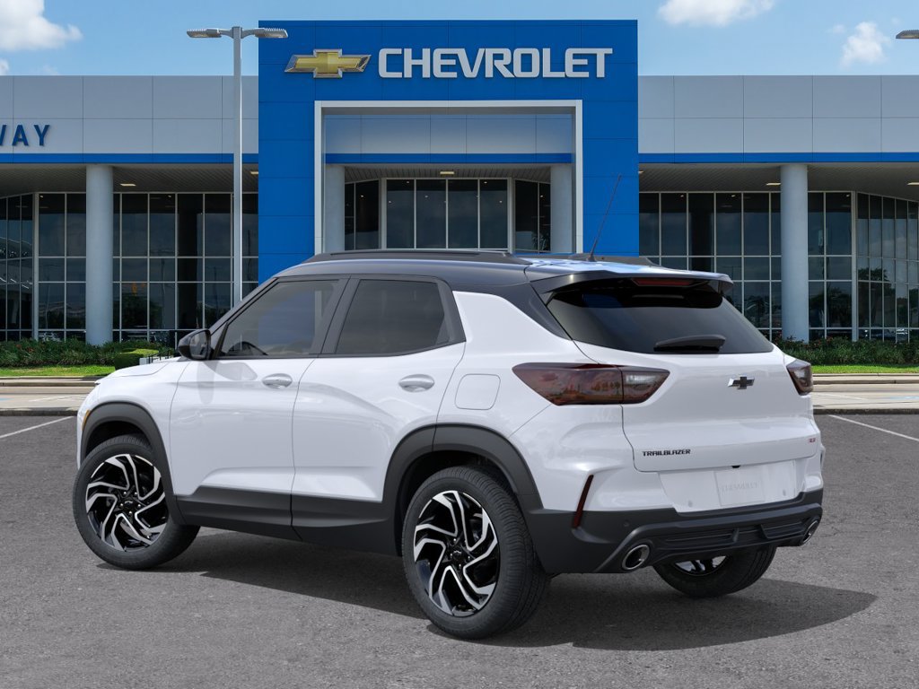 New 2026 Chevrolet TrailBlazer RS w/ Driver Confidence Package FWD image 3