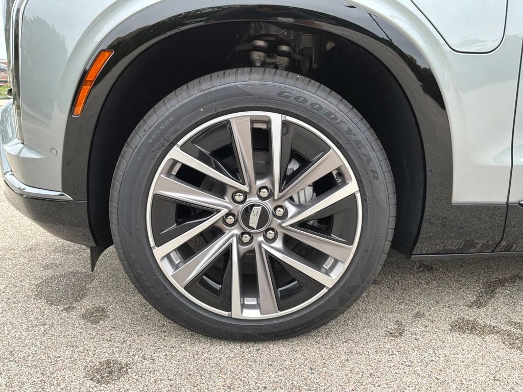New 2027 Cadillac Vistiq Premium Luxury AWD/4WD image 12