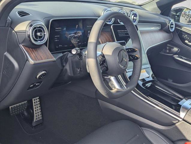 New 2026 Mercedes-Benz GLC 300 4MATIC image 3