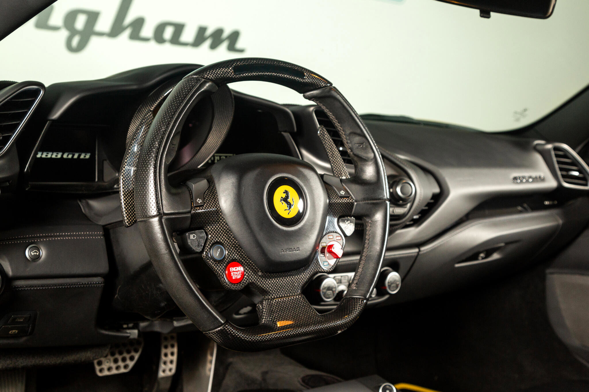 Used 2016 Ferrari 488 GTB image 2