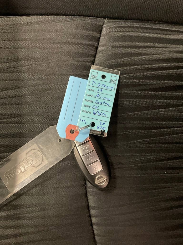 Used 2019 Nissan Sentra SV image 38