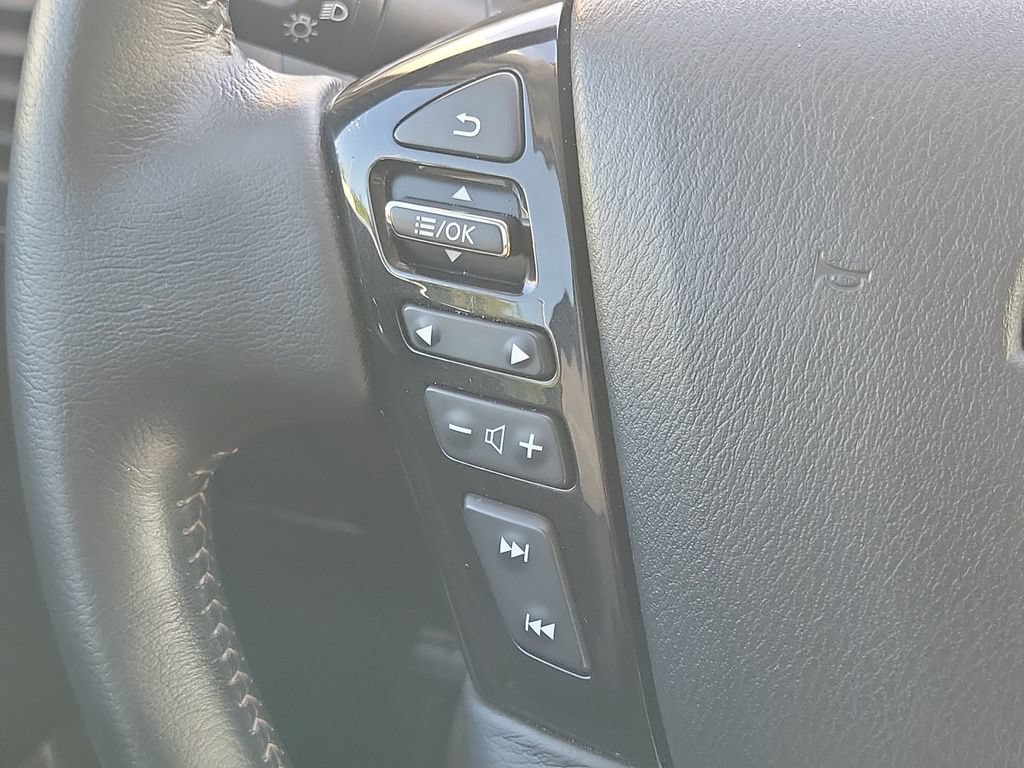 Certified 2021 Nissan Armada SV w/ SV Appearance Package RWD image 31