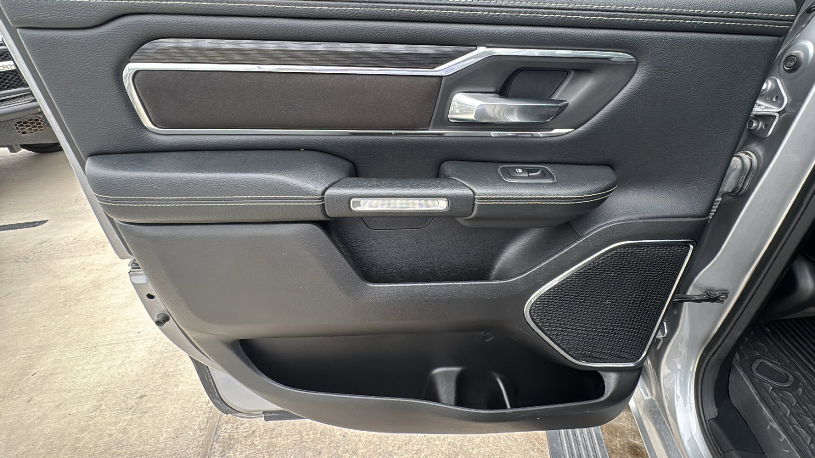 Certified 2024 RAM 1500 Laramie AWD/4WD image 16