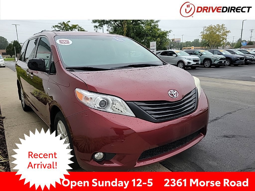 Used 2017 Toyota Sienna XLE Premium