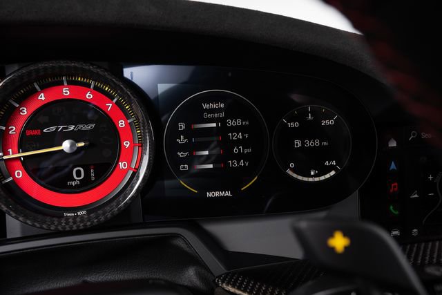 Used 2025 Porsche 911 GT3 RS RWD image 34