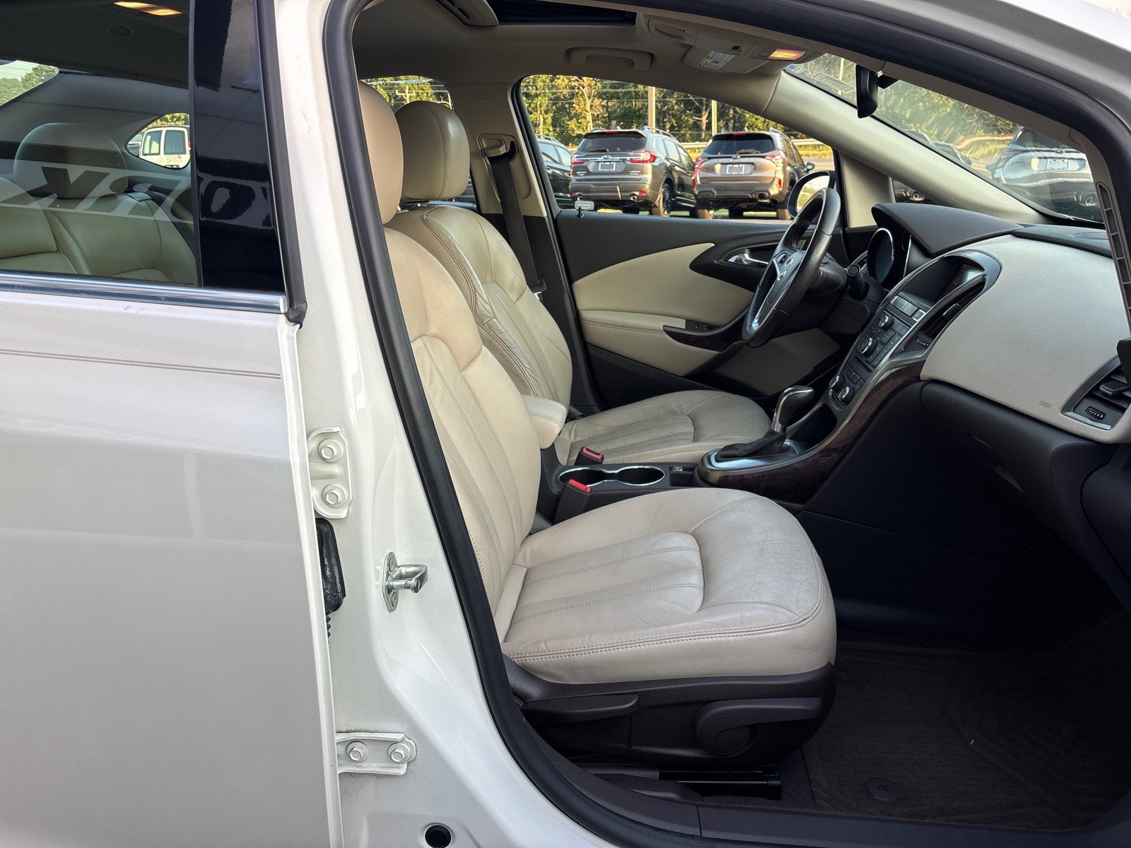 Used 2015 Buick Verano Leather w/ Experience Buick Package image 45