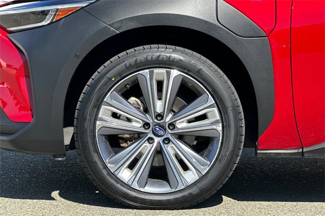 Used 2023 Subaru Solterra Limited image 34