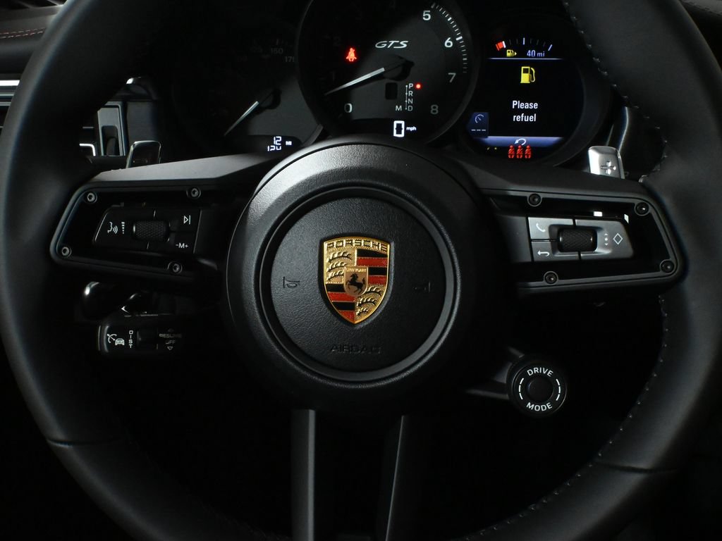 Used 2026 Porsche Macan GTS AWD/4WD image 18