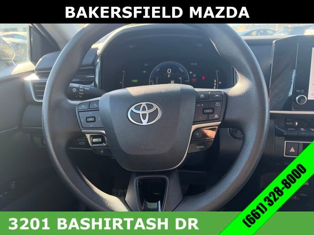 Used 2025 Toyota Camry LE image 14