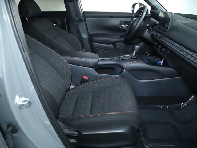 Used 2025 Honda HR-V Sport image 28