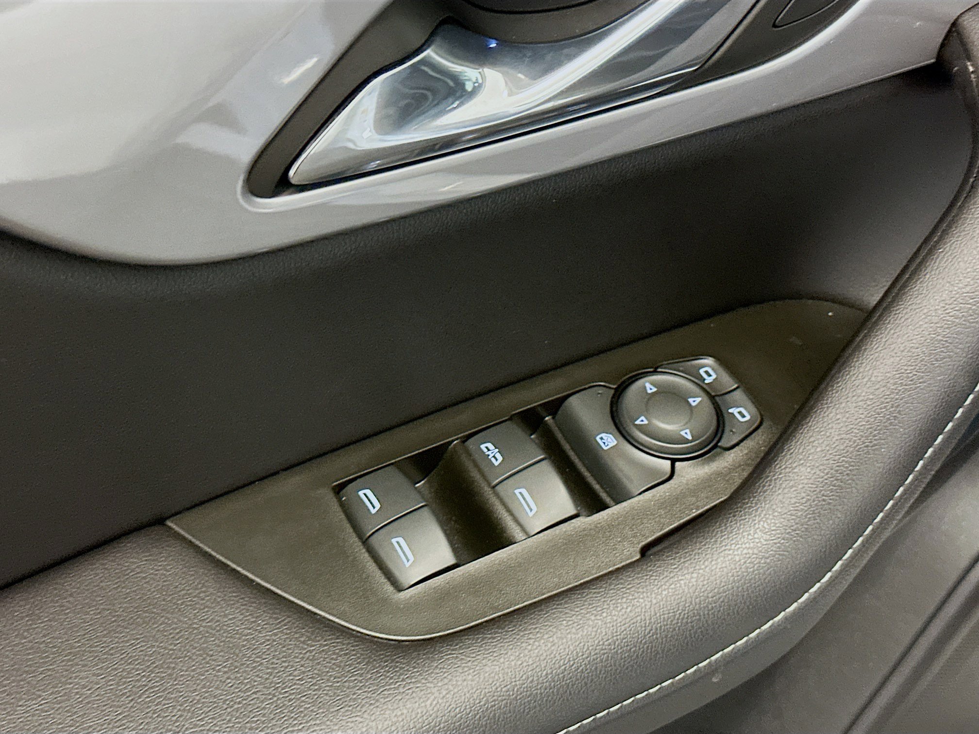 Used 2023 Chevrolet Blazer LT w/ Convenience Package image 15