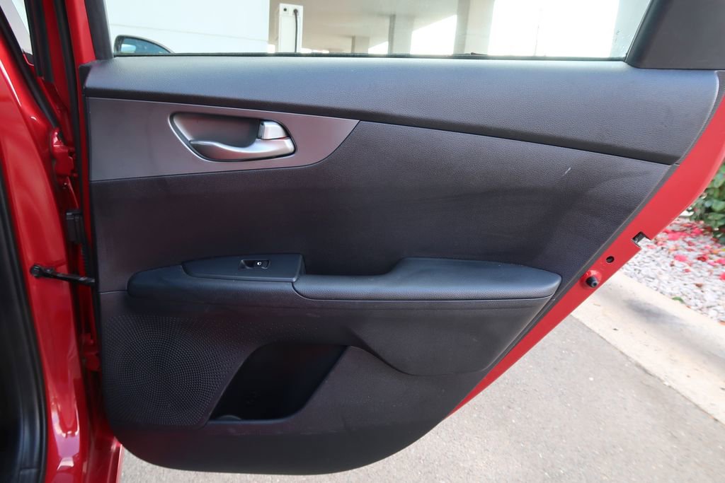 Used 2020 Kia Forte LXS image 32