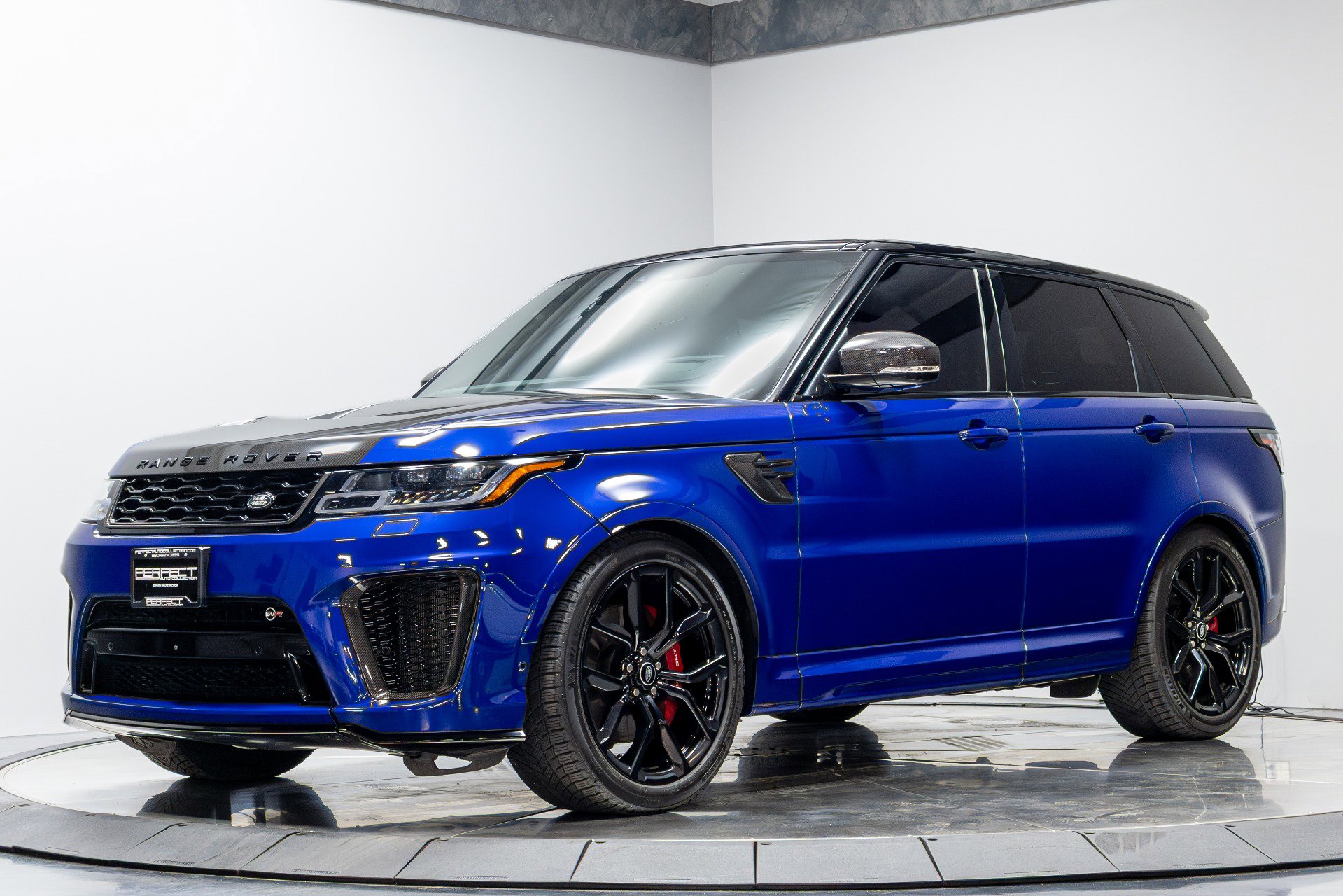 Used 2022 Land Rover Range Rover Sport SVR image 2