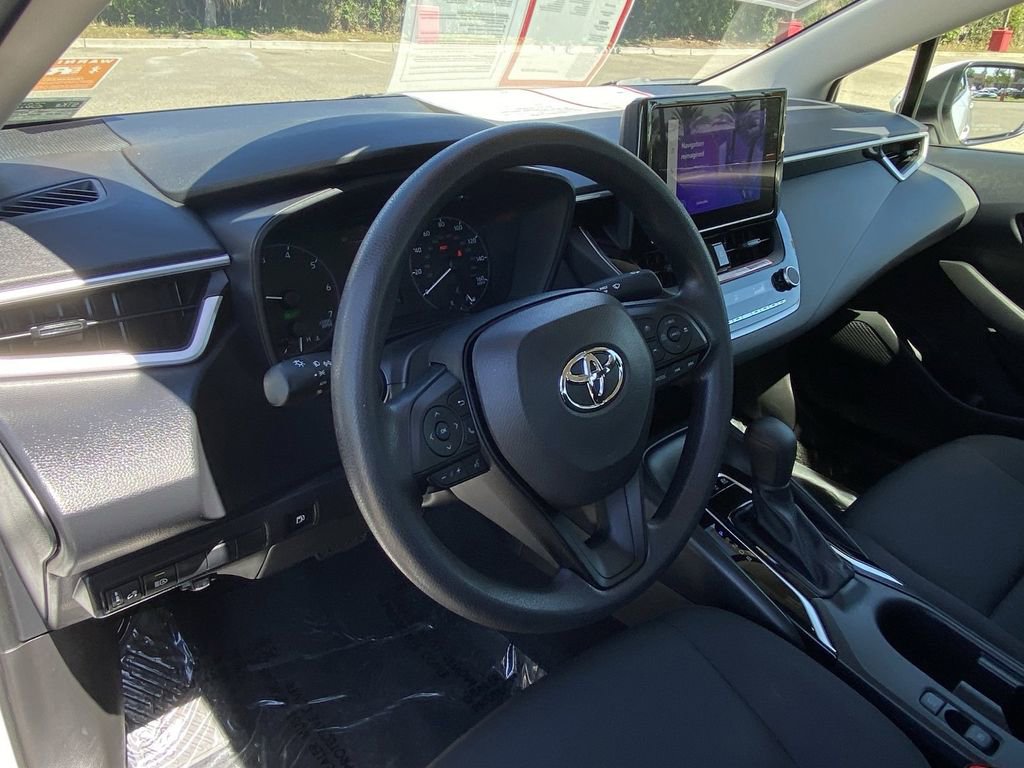 Certified 2025 Toyota Corolla LE image 20