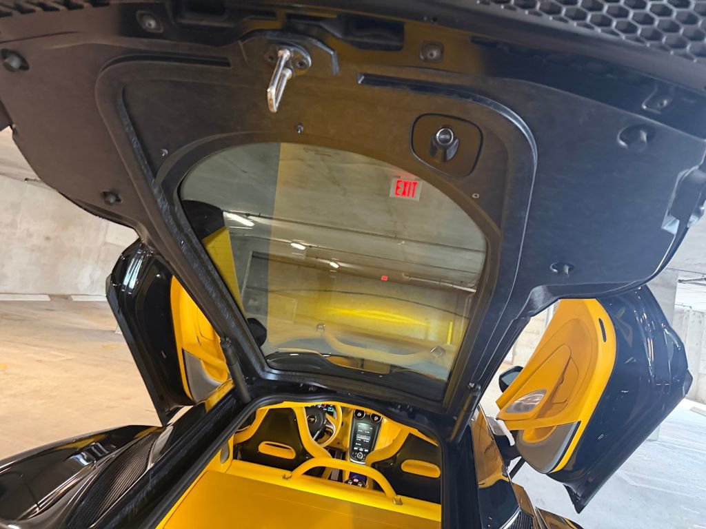 Used 2022 McLaren GT image 13