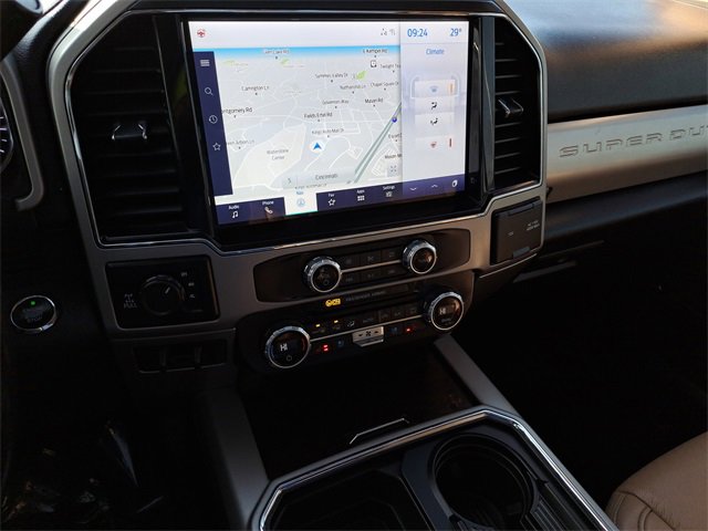 Used 2022 Ford F350 Lariat w/ Lariat Ultimate Package image 11