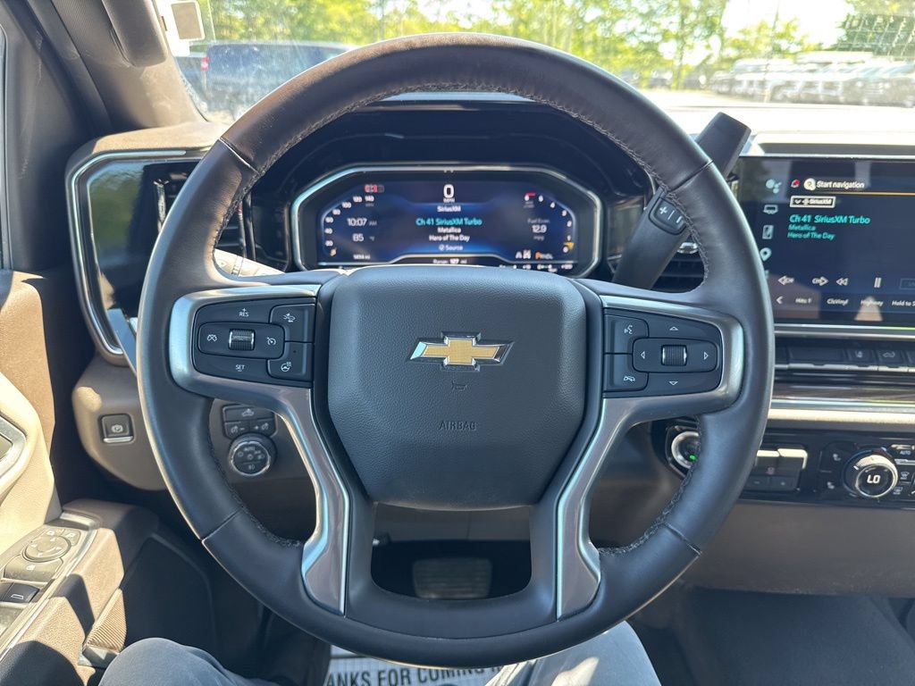 Used 2025 Chevrolet Silverado 2500 LT w/ Convenience Package AWD/4WD image 18