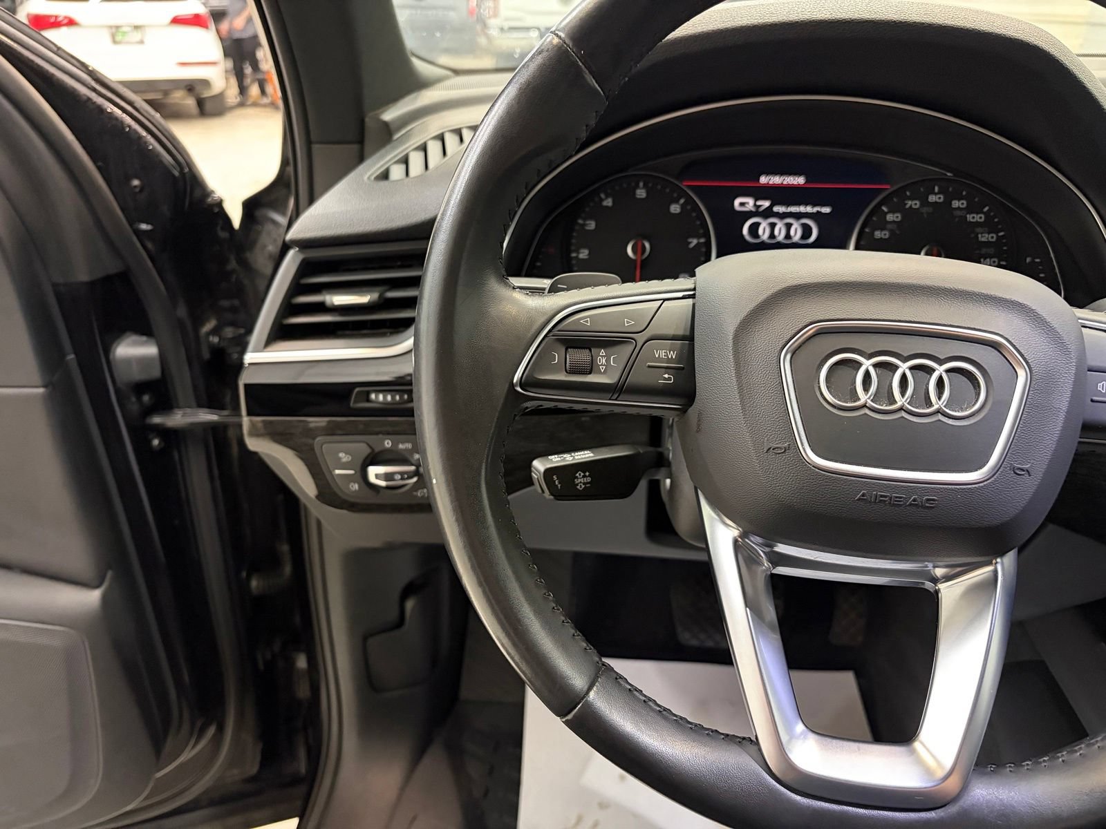 Used 2019 Audi Q7 3.0T Premium w/ Convenience Package AWD/4WD image 12