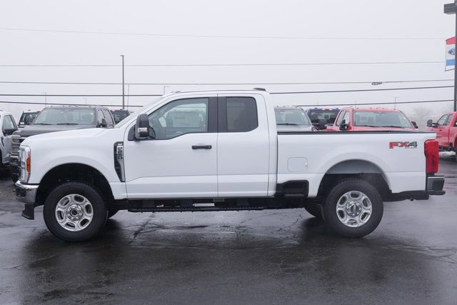 New 2026 Ford F250 XLT w/ FX4 Off-Road Package AWD/4WD image 7