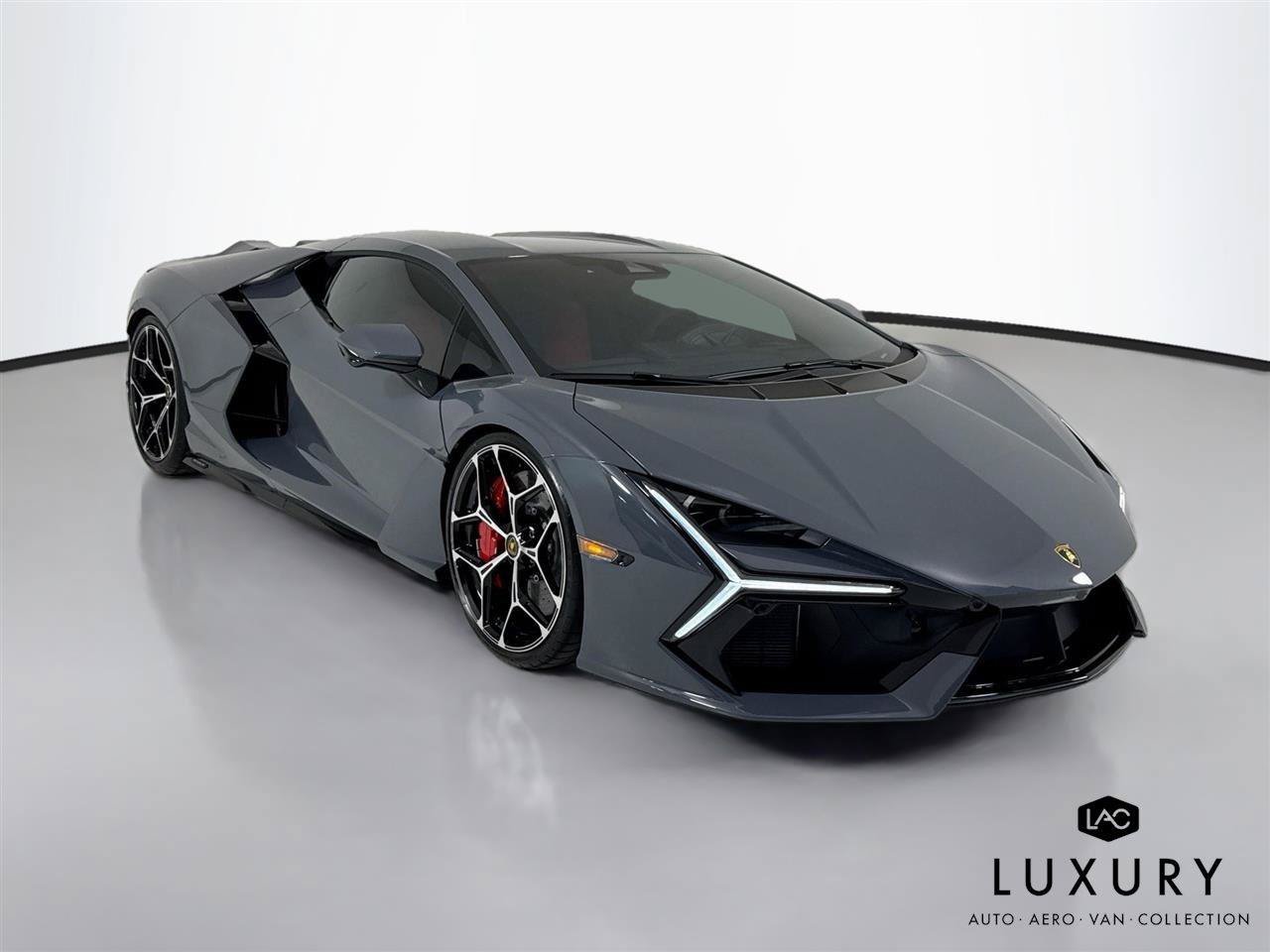 Used 2025 Lamborghini Revuelto AWD/4WD image 3