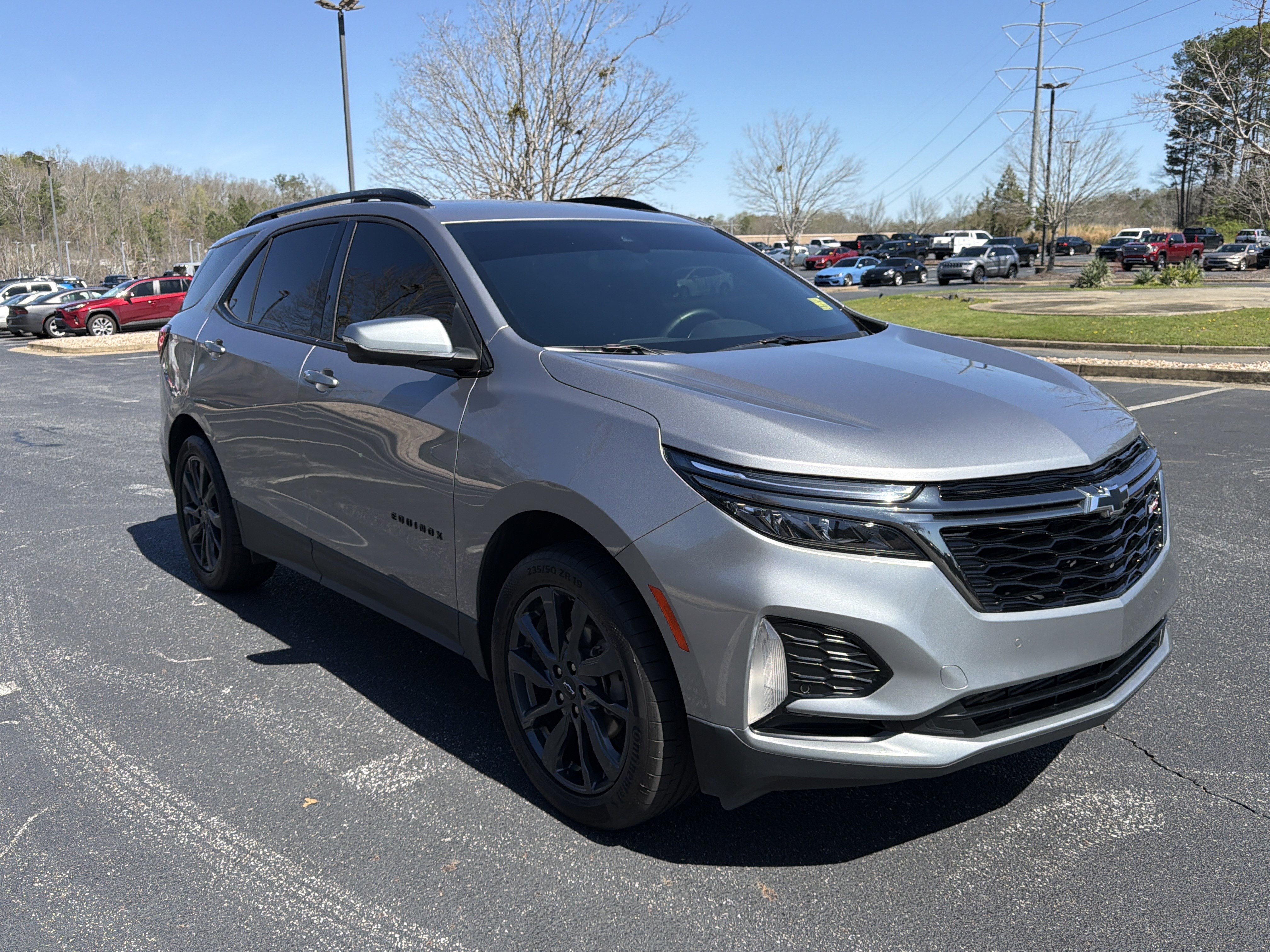 Used 2023 Chevrolet Equinox RS w/ RS Leather Package image 3