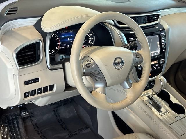 Used 2017 Nissan Murano Platinum w/ Platinum Technology Package AWD/4WD image 21