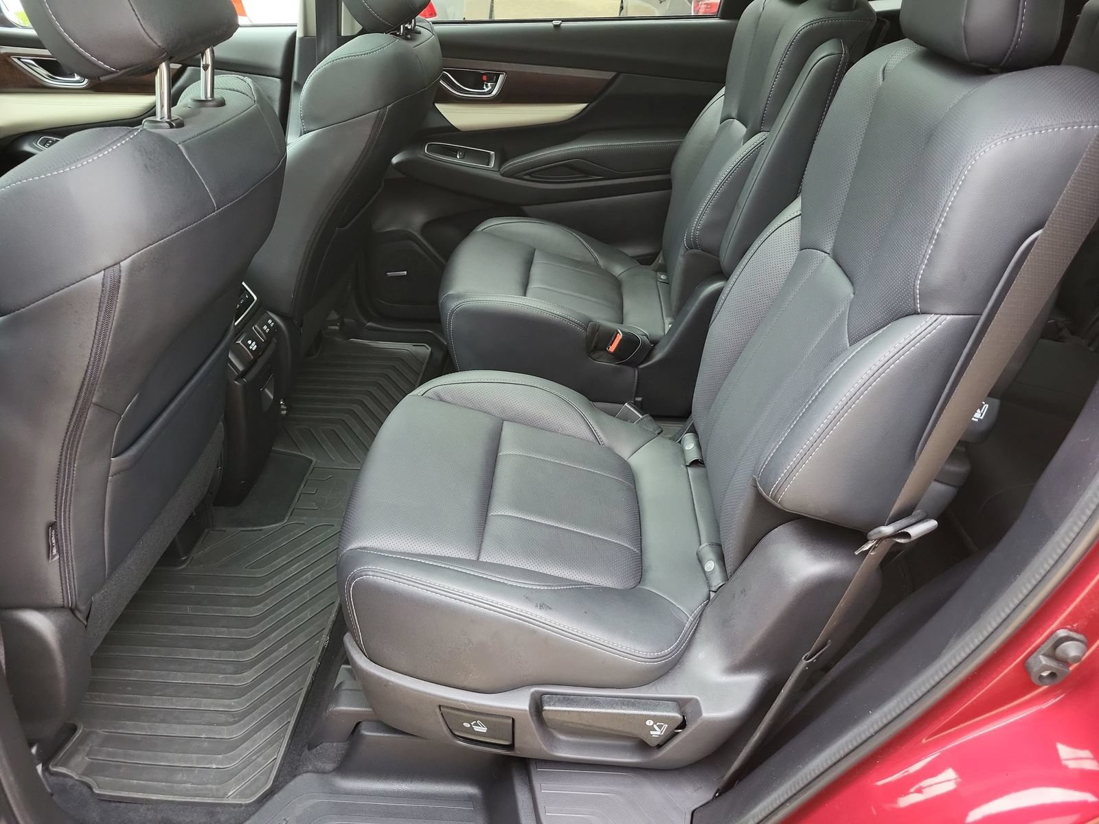 Used 2022 Subaru Ascent Touring AWD/4WD image 26