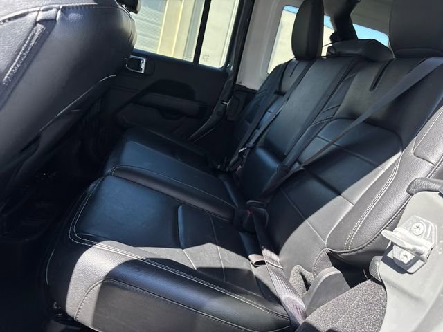 Used 2021 Jeep Wrangler Unlimited Sahara image 10