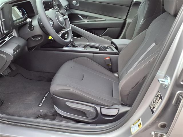 New 2026 Hyundai Elantra SE image 16