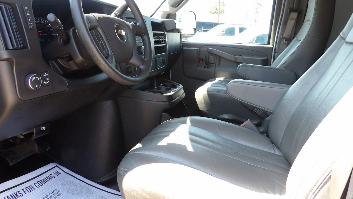 Used 2025 Chevrolet Express 2500 Extended w/ Driver Convenience Package RWD image 13