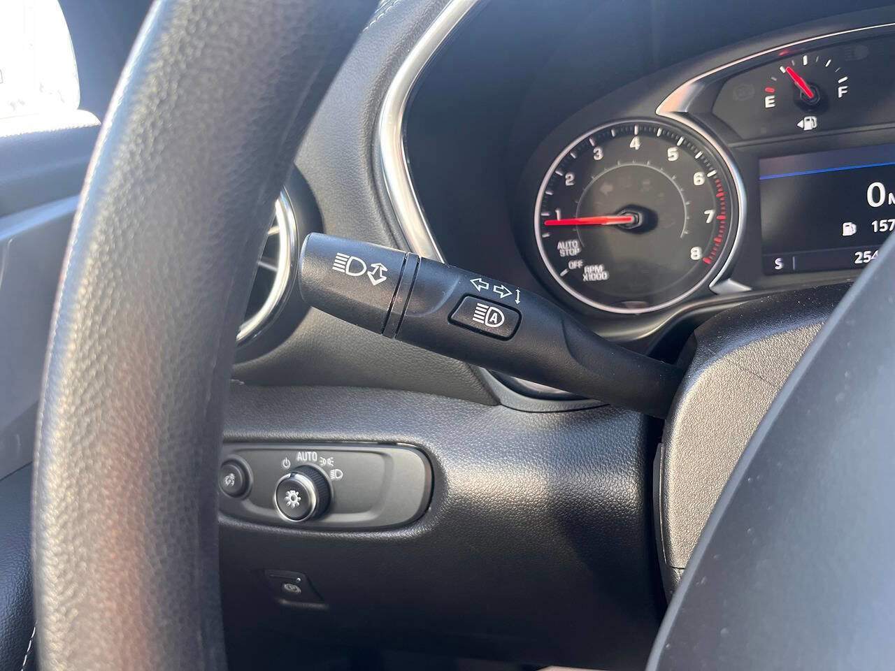 Used 2025 Chevrolet Blazer LT image 21