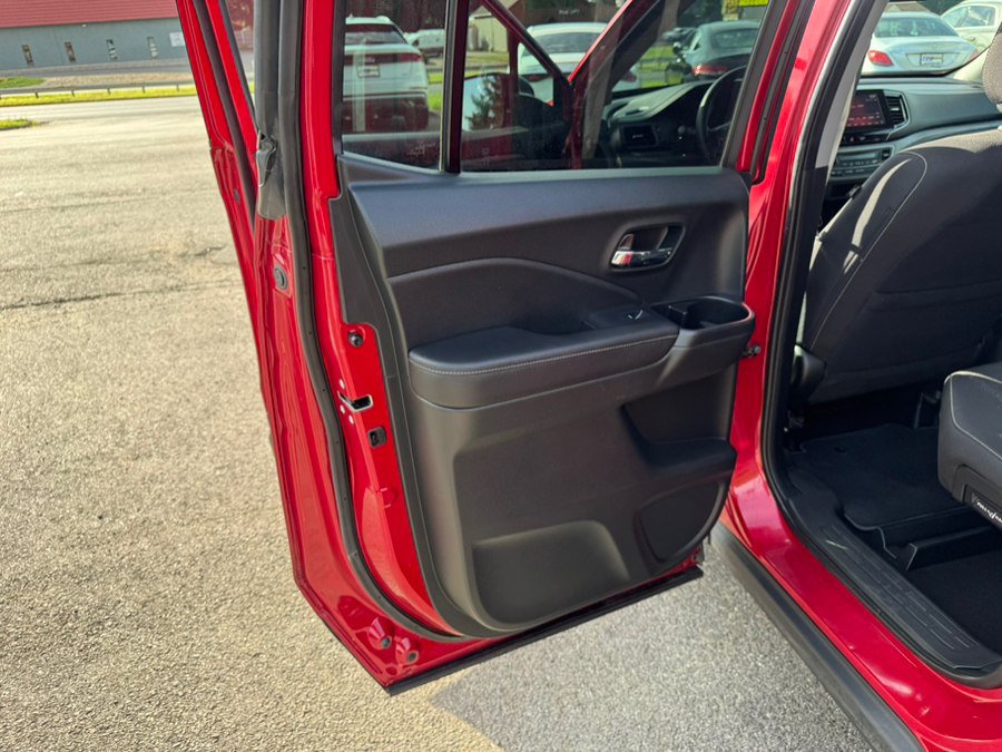 Used 2023 Honda Ridgeline Sport image 17