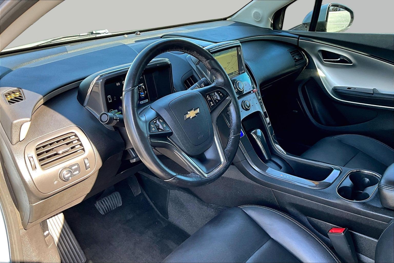 Used 2014 Chevrolet Volt Premium w/ Premium Trim Package FWD image 12