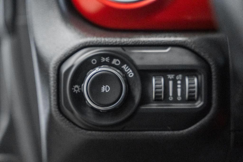 Certified 2021 Jeep Wrangler Rubicon image 43