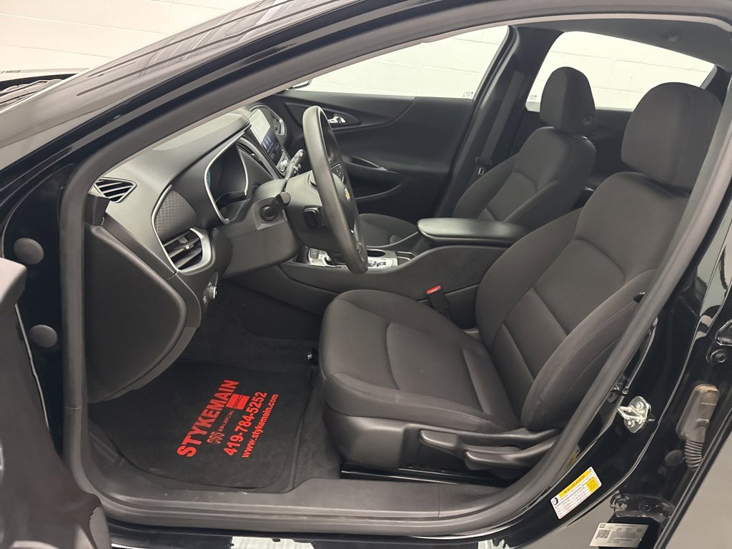 Used 2024 Chevrolet Malibu LS image 17