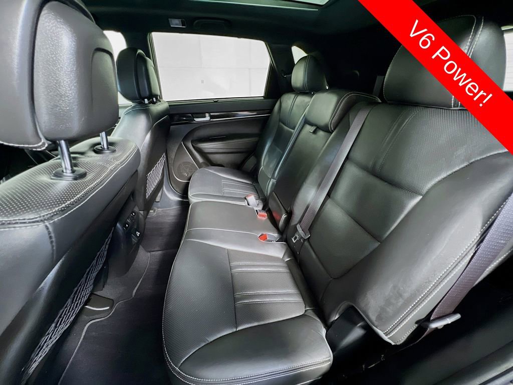 Used 2015 Kia Sorento SX image 26