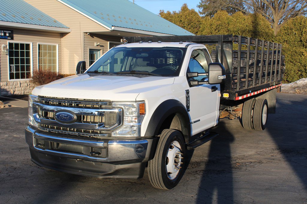Used 2021 Ford F550 4x4 STAKE BED POWERSTROKE image 12