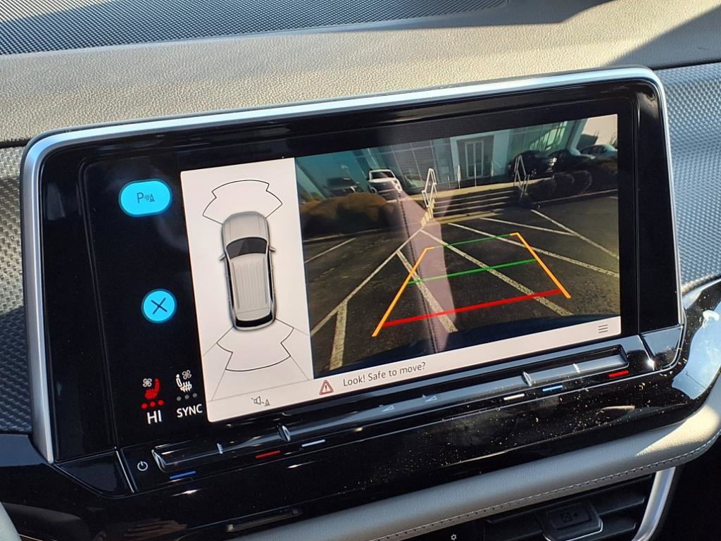 New 2025 Volkswagen Atlas Cross Sport SEL image 16