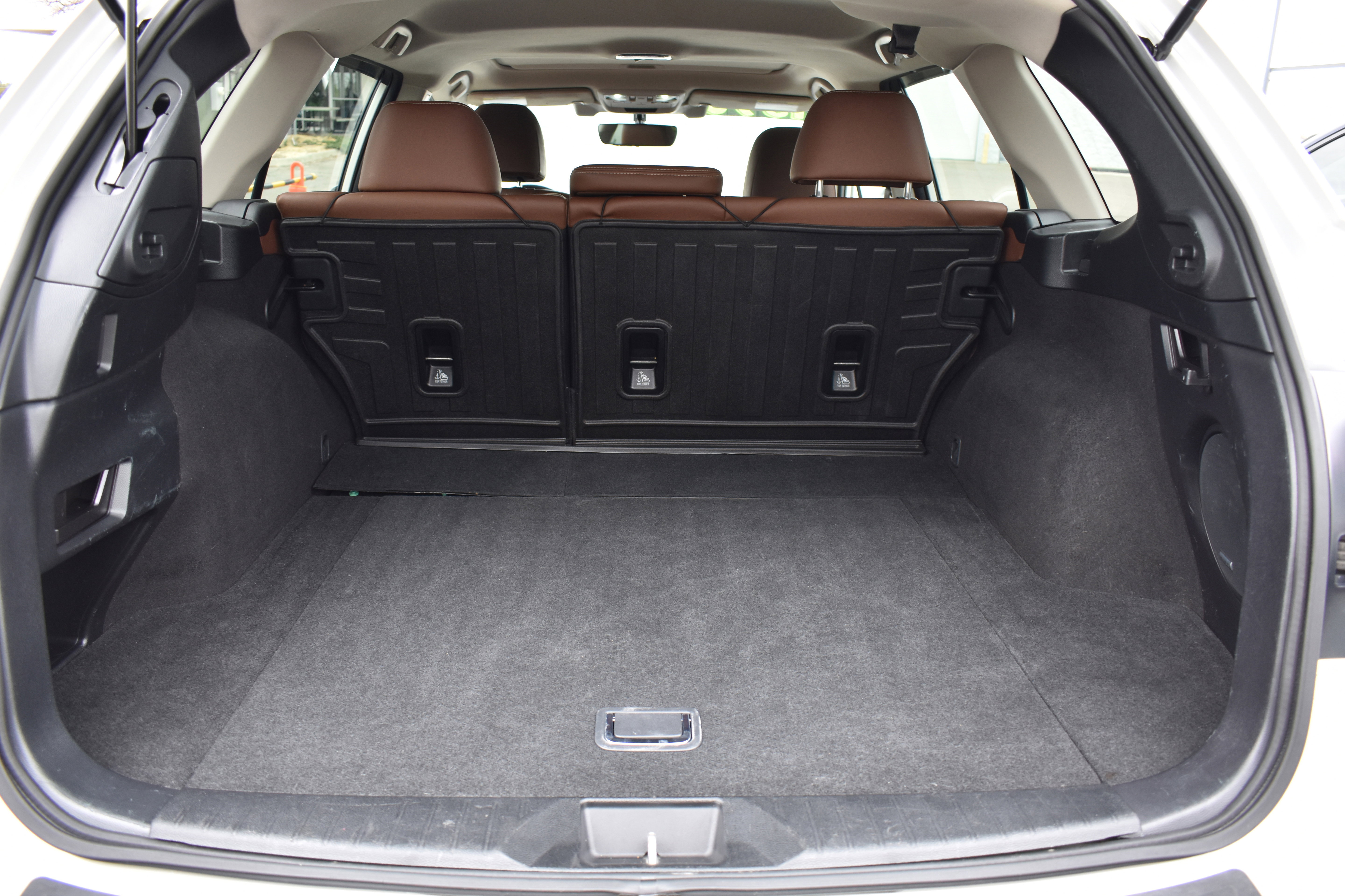 Used 2018 Subaru Outback 2.5i Touring w/ Popular Package #3 image 34