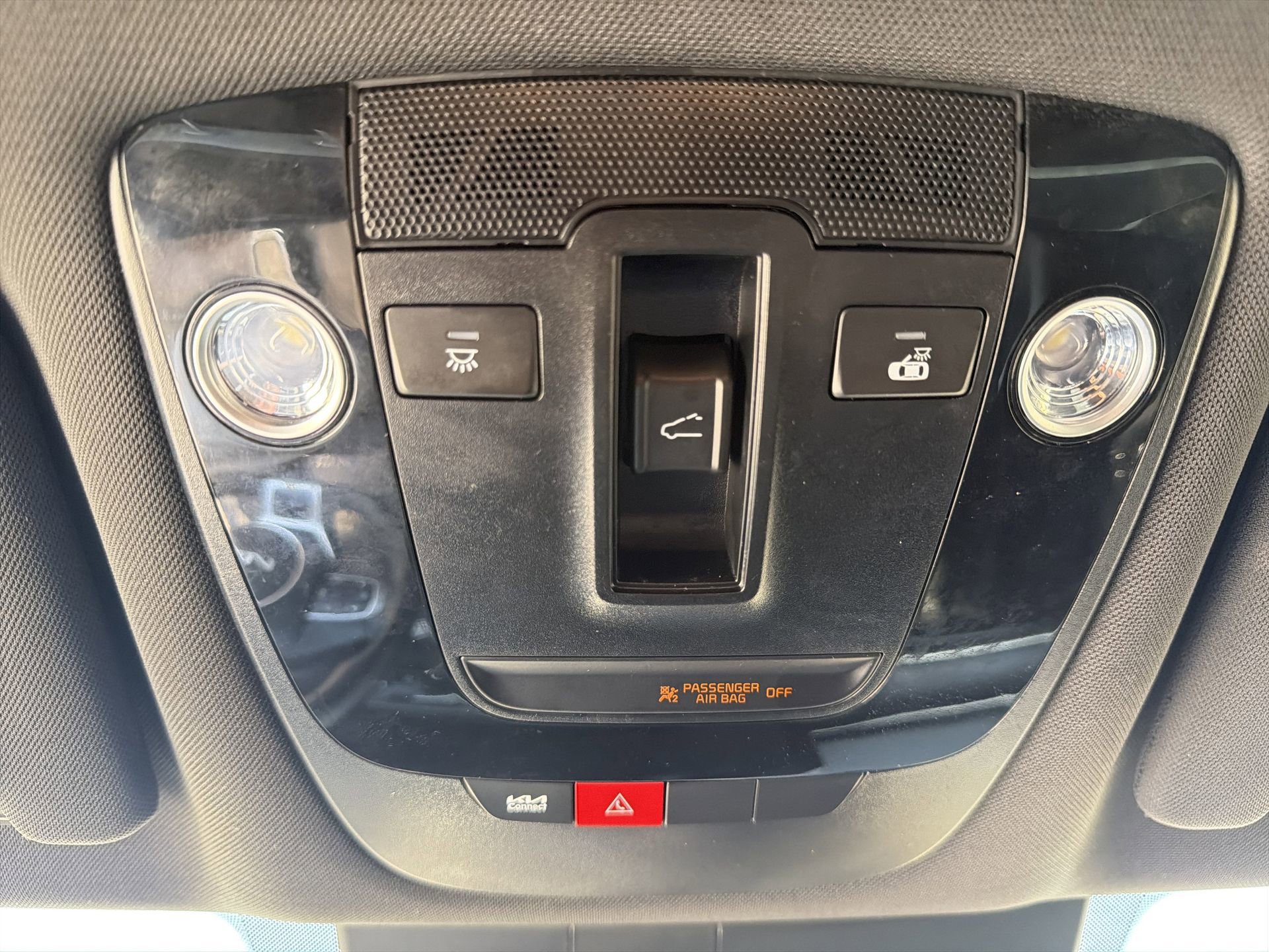 Used 2025 Kia K5 GT-Line w/ GT-Line Premium Package image 17