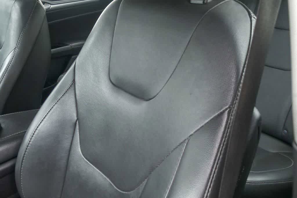 Used 2016 Ford Fusion Titanium FWD image 12