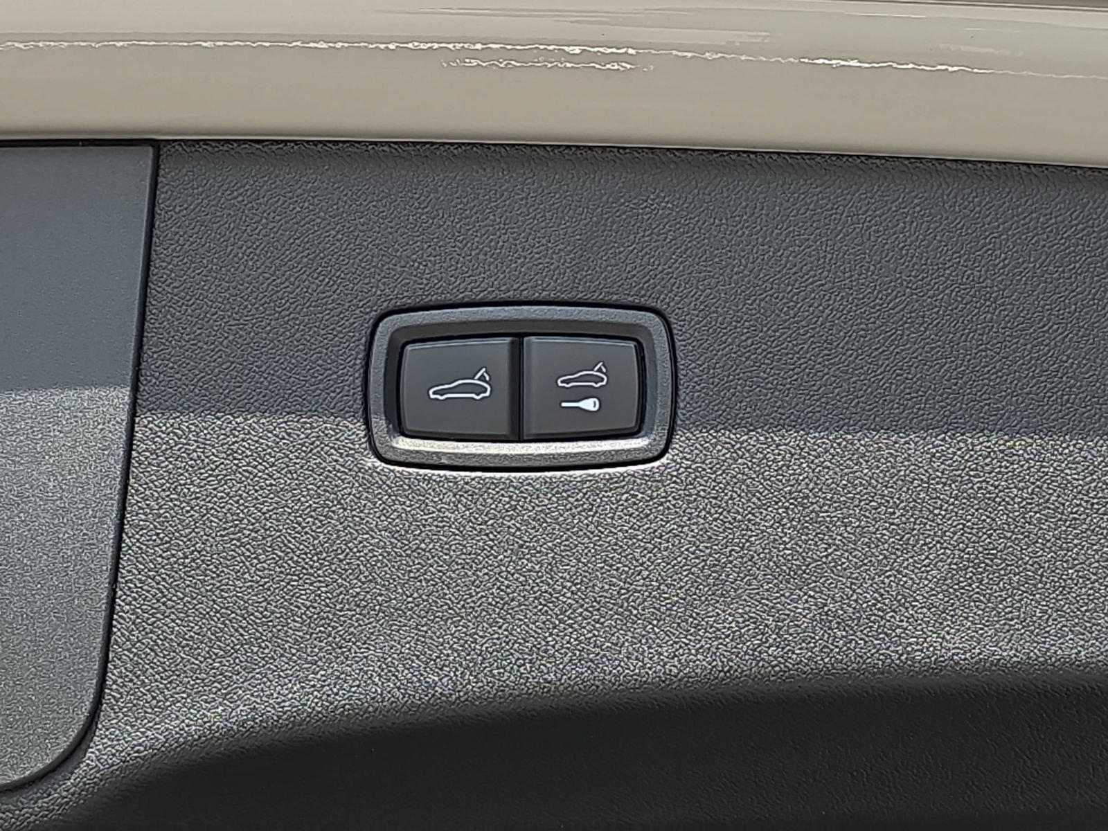New 2026 Porsche Cayenne S AWD/4WD image 25