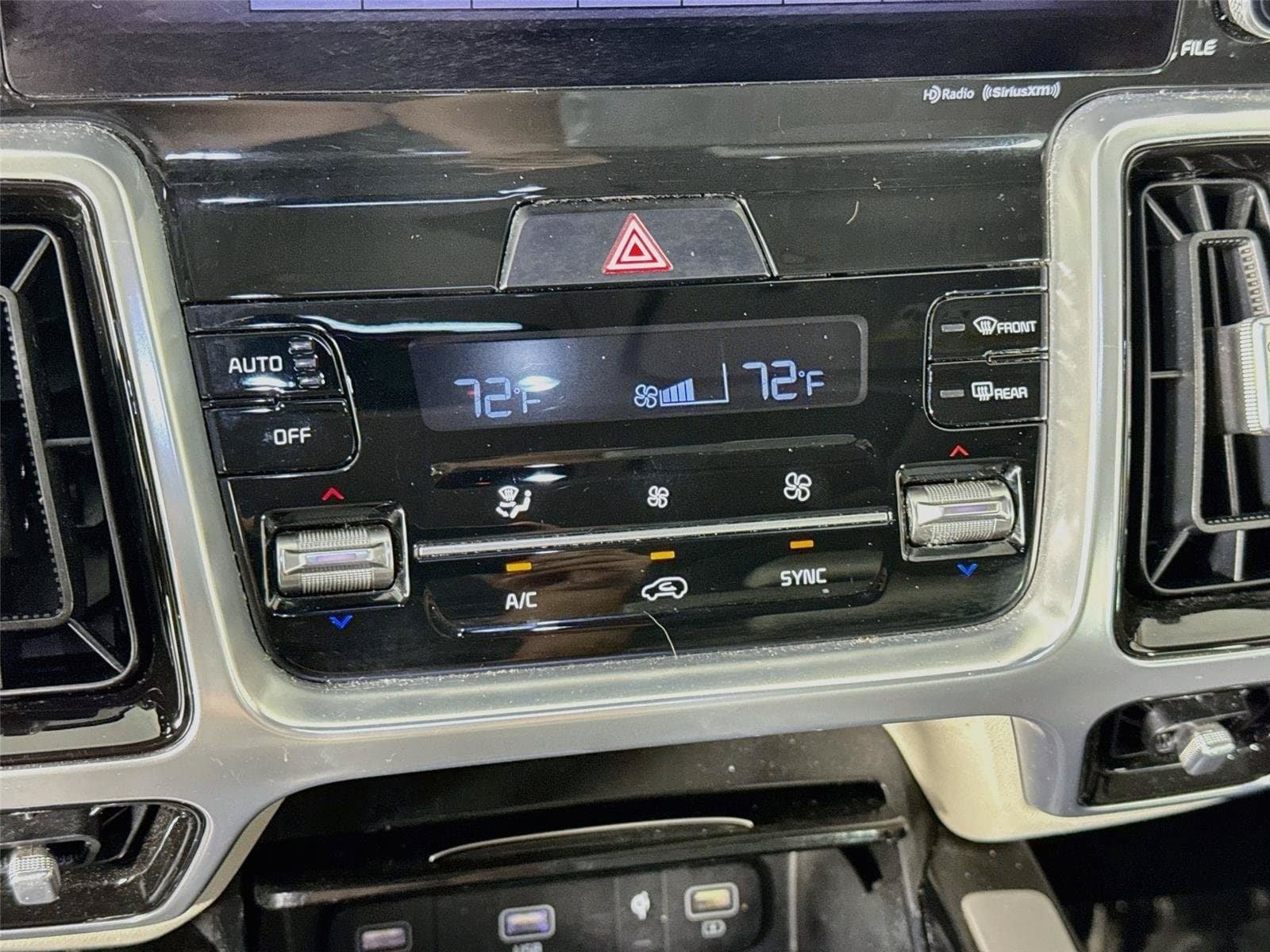 Used 2021 Kia Sorento SX FWD image 18