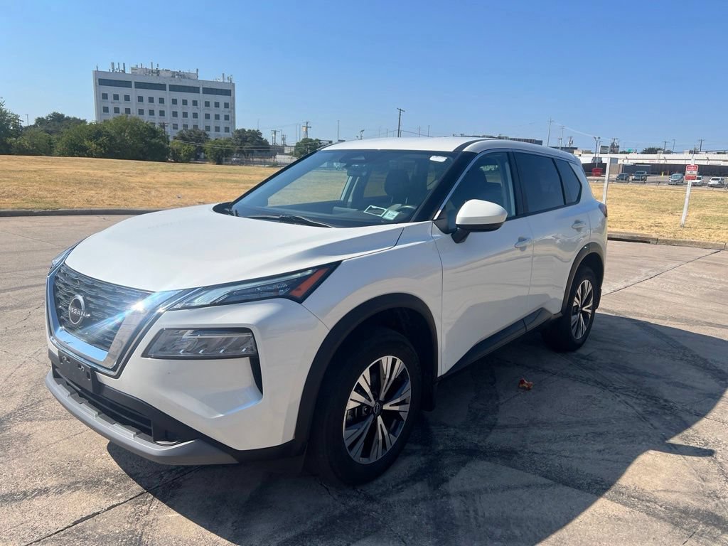 Used 2023 Nissan Rogue SV