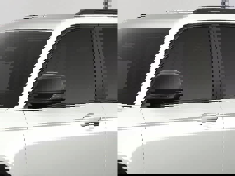 New 2025 Jeep Grand Cherokee Limited w/ Black Appearance Package image 15