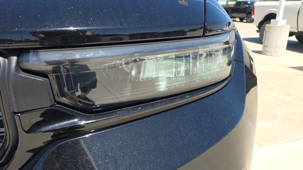 Used 2023 Jeep Grand Cherokee Altitude AWD/4WD image 9