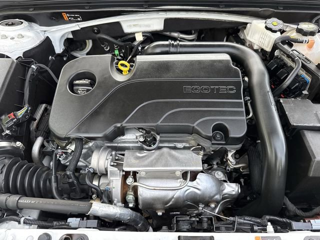 Used 2025 Chevrolet Malibu LT image 36