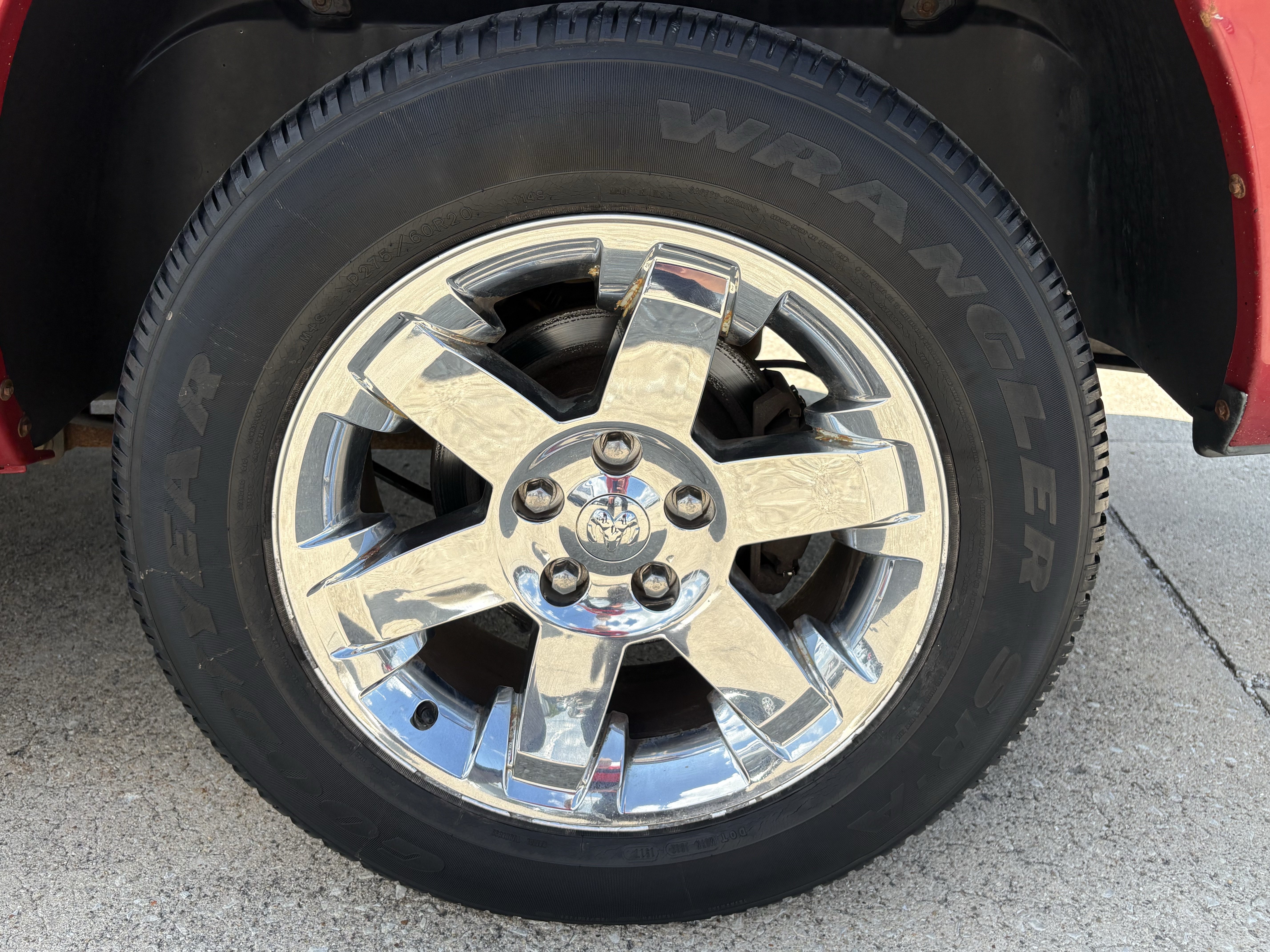 Used 2010 Dodge Ram 1500 Truck Laramie AWD/4WD image 9